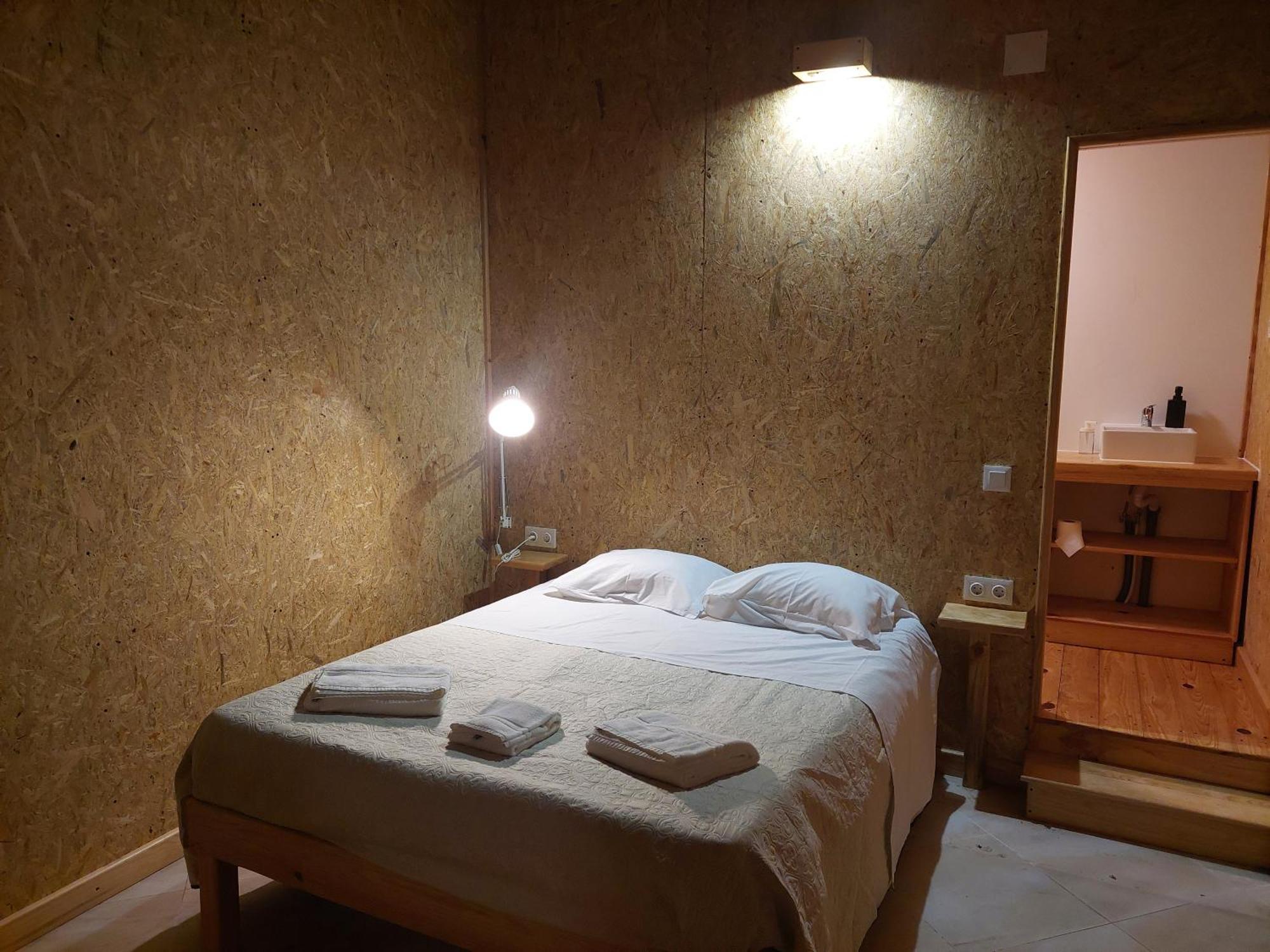 Capsule hotel Sleep Shop Carnaxide